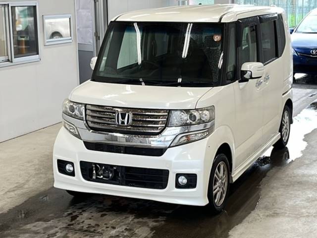 3472 HONDA N BOX JF1 2012 г. (KCAA Minami Kyushu)